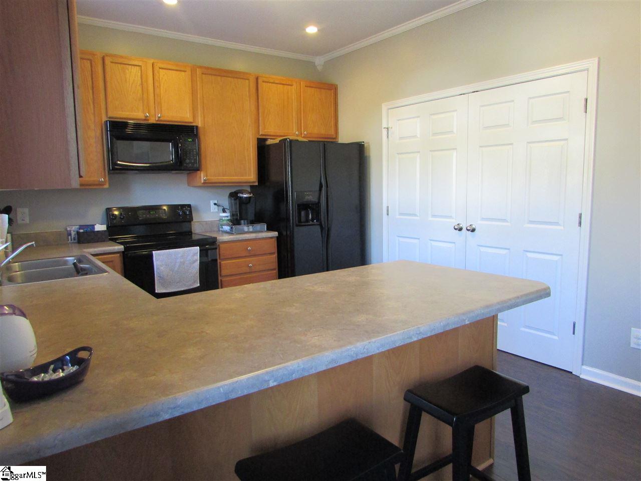 2 Whitethorn Lane Greenville, SC 29607 - Photo 9 of 23