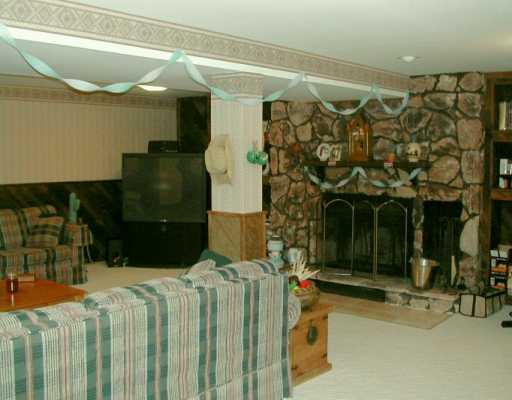 3078 Investors Road Washington, PA 15301 - Photo 6 of 8 Den/Family/Great Room.