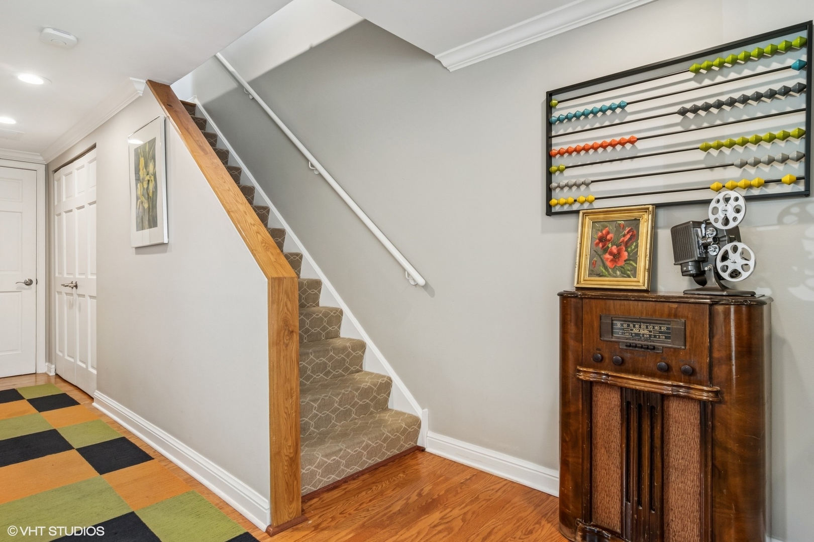 1606 North Mohawk Street, Unit B Chicago, IL 60614 - Photo 24 of 29 a view of a hallway with entryway and wooden floor