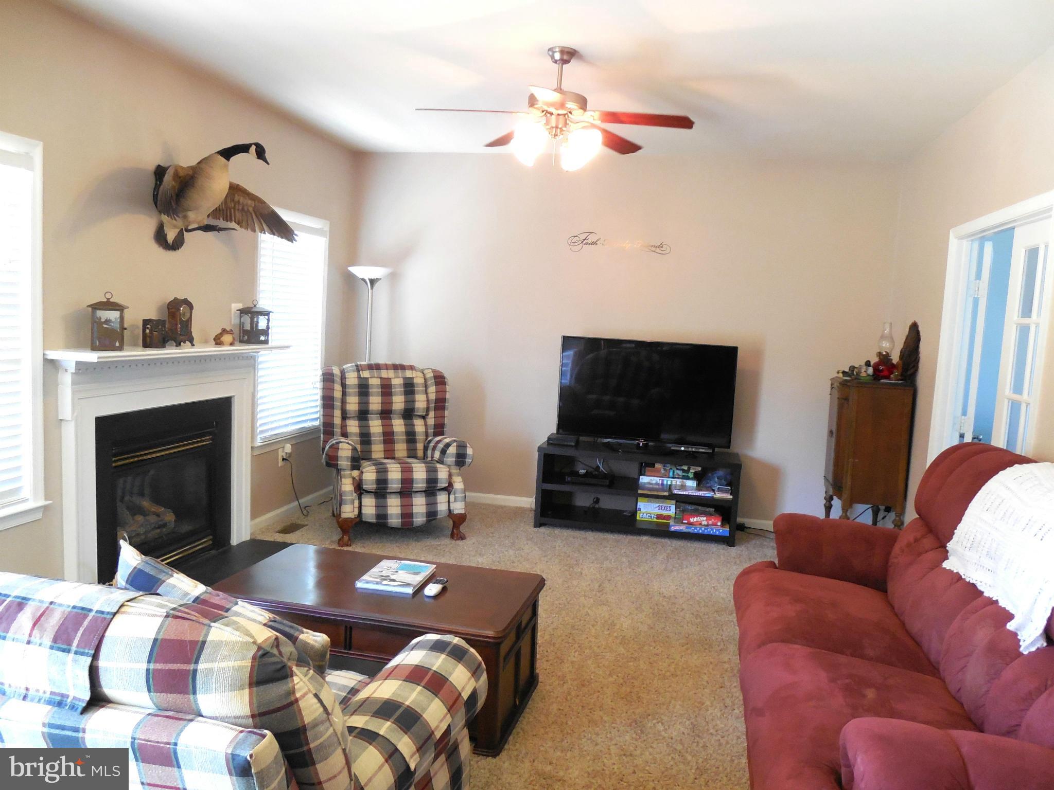 16 Cavalry Ridge Road Fredericksburg, VA 22405 - Photo 11 of 29 Living Room