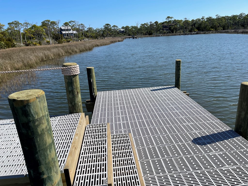 1927 Indian Harbor Road Eastpoint, FL 32328 - Photo 8 of 29