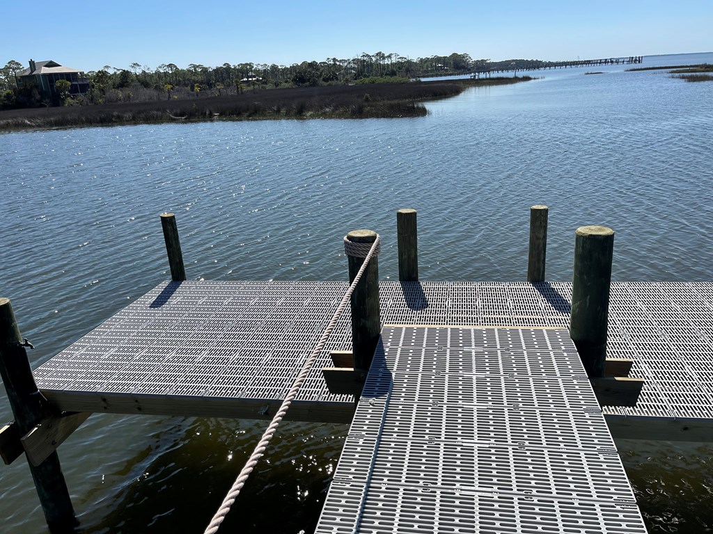 1927 Indian Harbor Road Eastpoint, FL 32328 - Photo 9 of 29