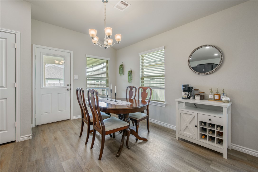 2160 Chief Street Bryan, TX 77807 - Photo 8 of 19