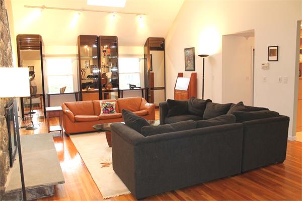 199 East Emerson Road Lexington, MA 02420 - Photo 4 of 28