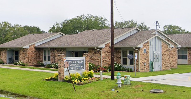 1749 East Henderson Road Angleton, TX 77515 - Photo 6 of 6