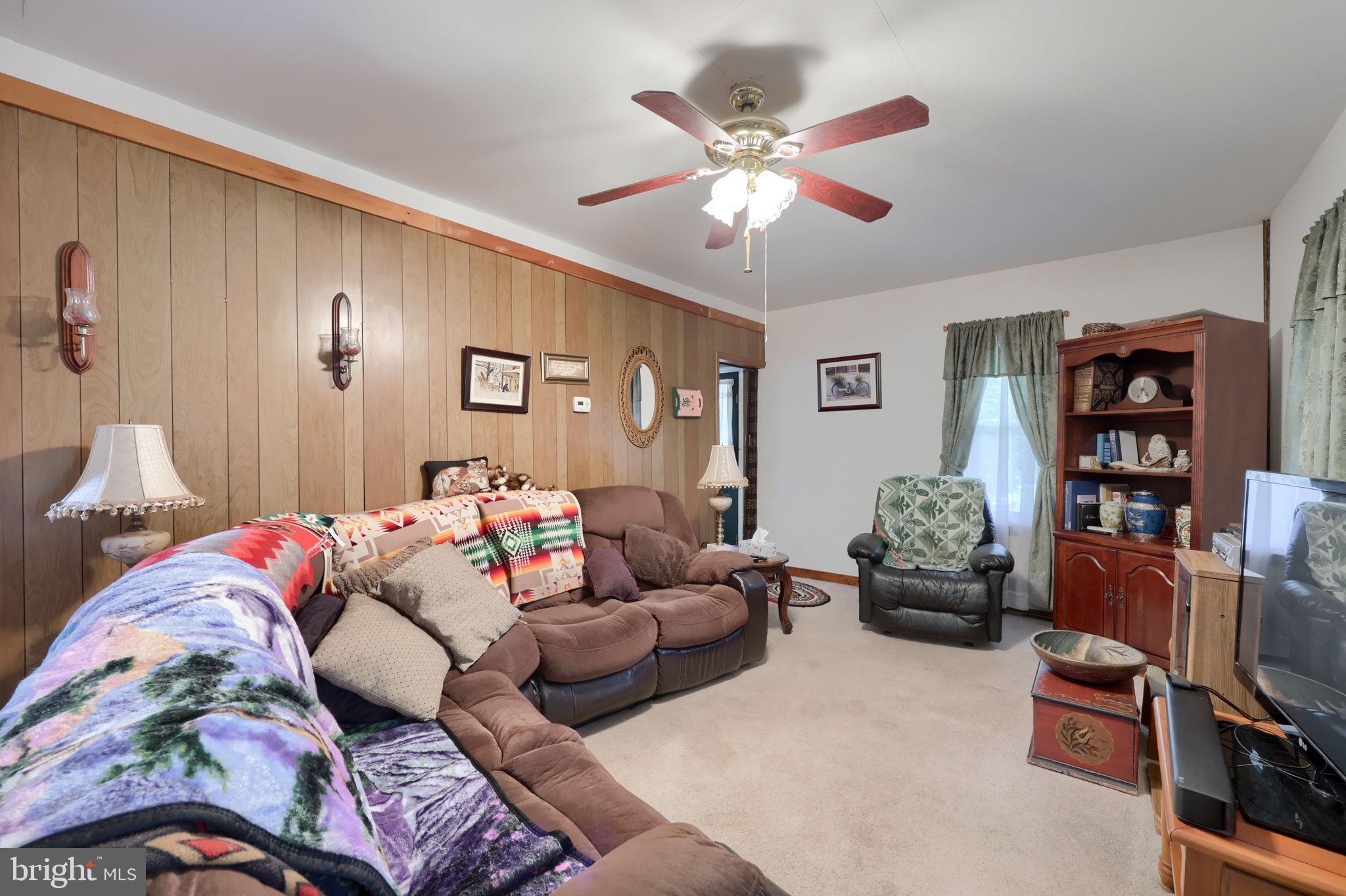 945 Maple Street Lititz, PA 17543 - Photo 9 of 28 Living Room