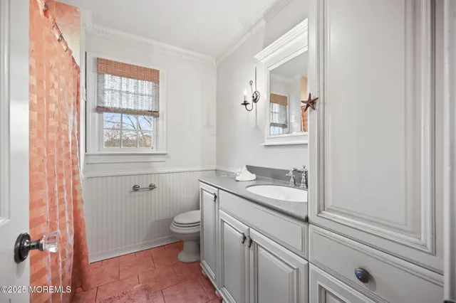 $1,425,000 | 41 Thomas Drive, Manalapan, NJ 07726