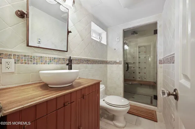 $1,425,000 | 41 Thomas Drive, Manalapan, NJ 07726