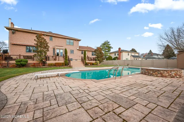 $1,425,000 | 41 Thomas Drive, Manalapan, NJ 07726