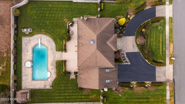 $1,425,000 | 41 Thomas Drive, Manalapan, NJ 07726