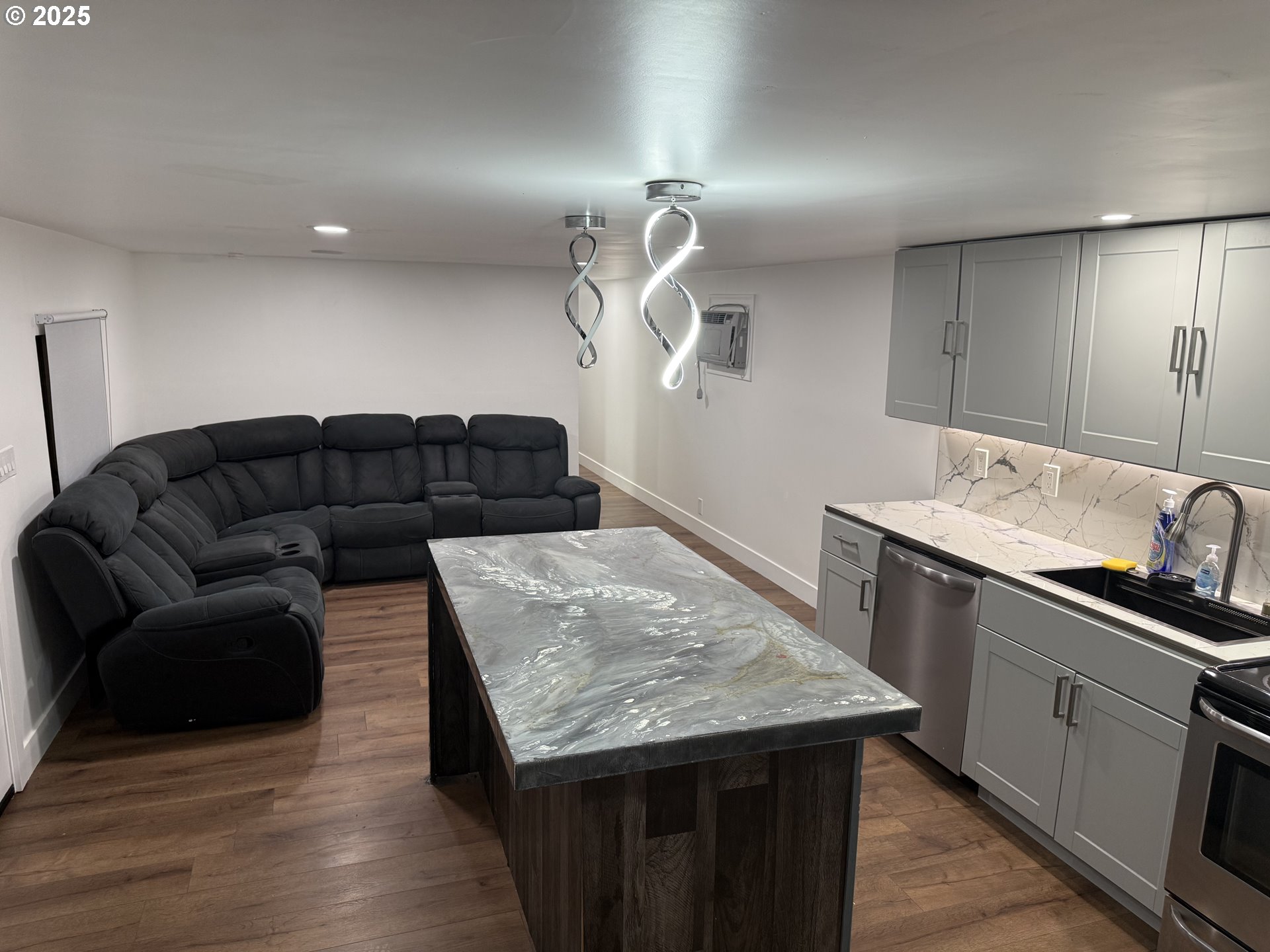 8951 Southeast Fuller Road, Unit 37 Happy Valley, OR 97086 - Photo 11 of 15