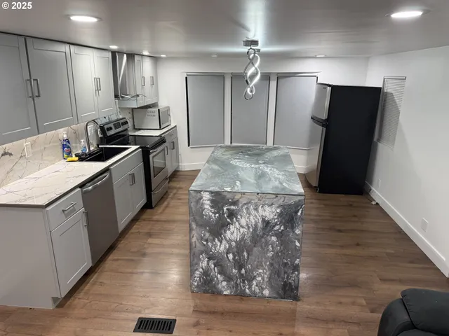 $99,997 | 8951 Southeast Fuller Road, Unit 37, Happy Valley, OR 97086