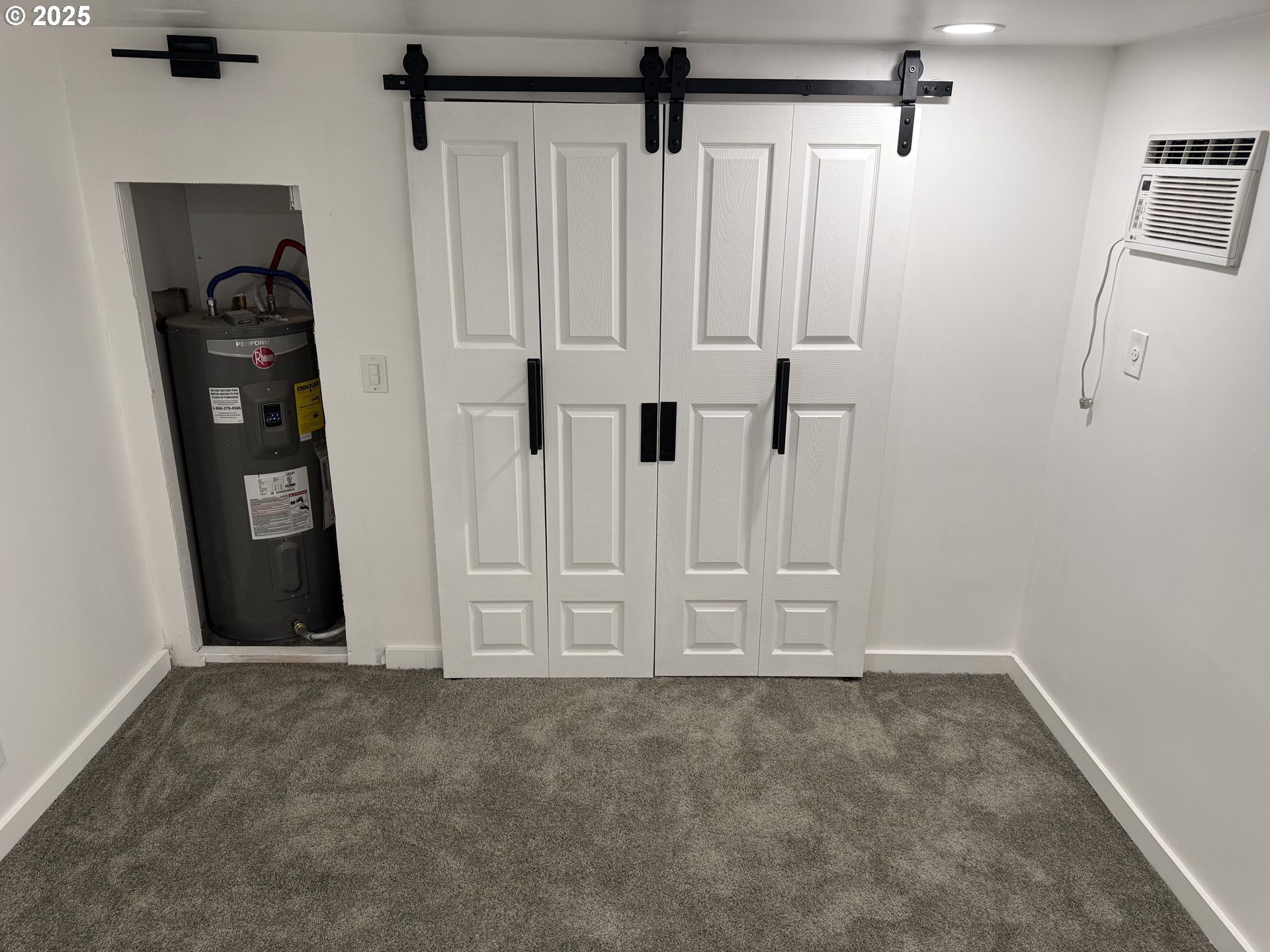 8951 Southeast Fuller Road, Unit 37 Happy Valley, OR 97086 - Photo 10 of 15