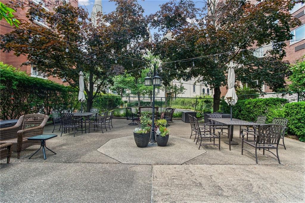 4601 Fifth Avenue, Unit 221 Pittsburgh, PA 15213 - Photo 33 of 44