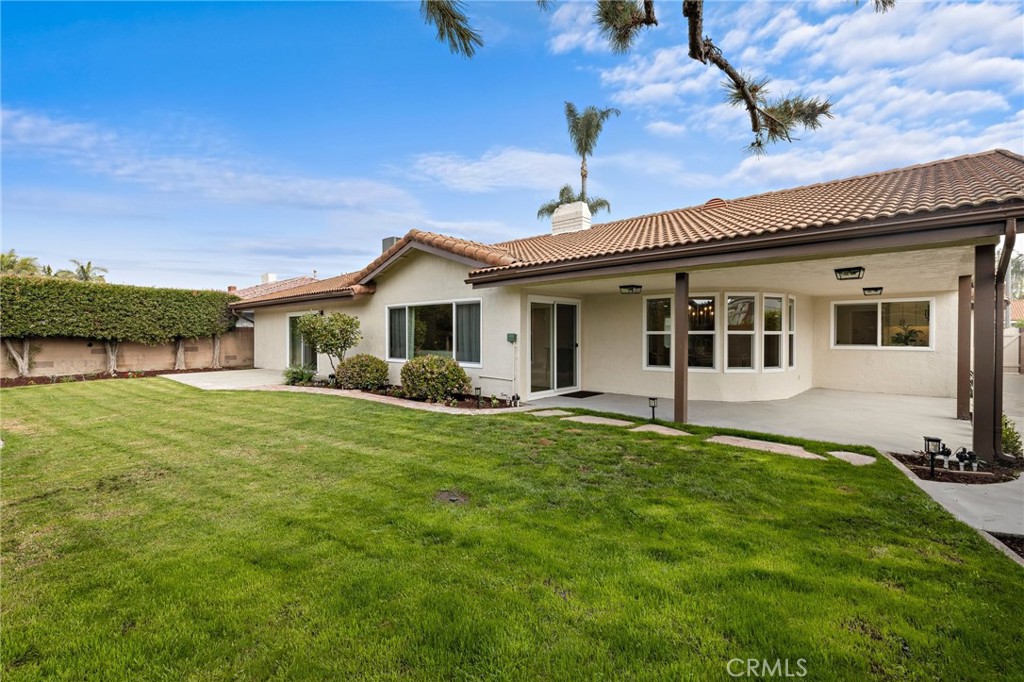 7848 Calmcrest Drive Downey, CA 90240 - Photo 2 of 36 Large backyard