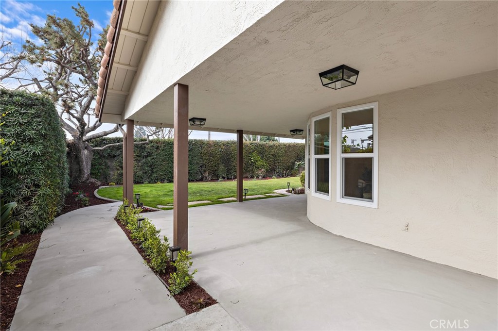 7848 Calmcrest Drive Downey, CA 90240 - Photo 22 of 36 Large patio