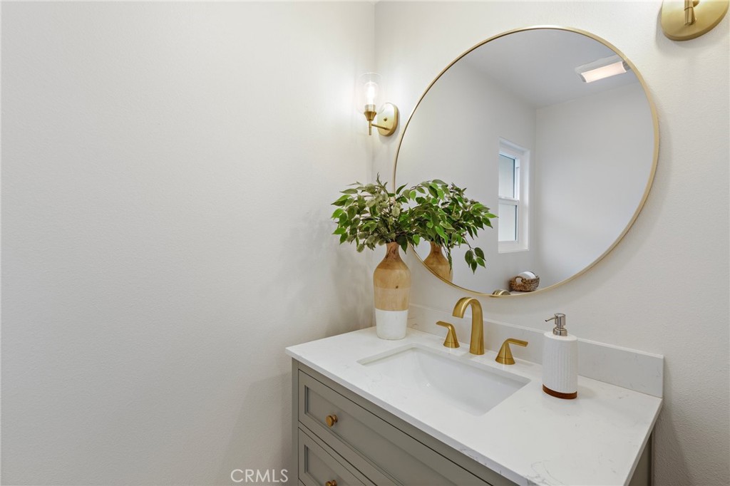 7848 Calmcrest Drive Downey, CA 90240 - Photo 32 of 36 Powder bath