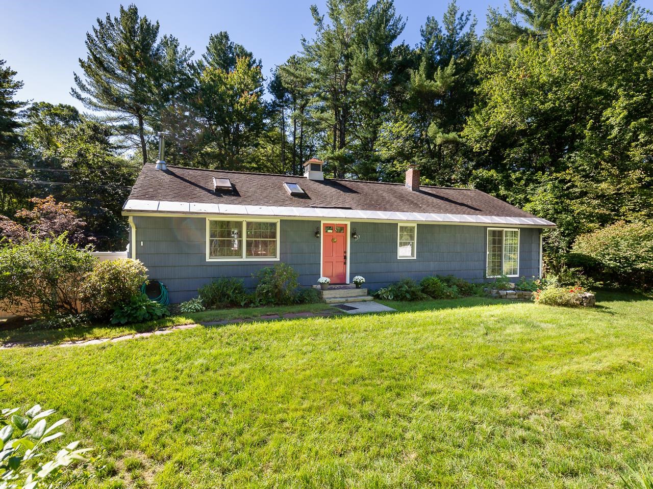 357 Packers Falls Road Durham, NH 03824 - Photo 2 of 39