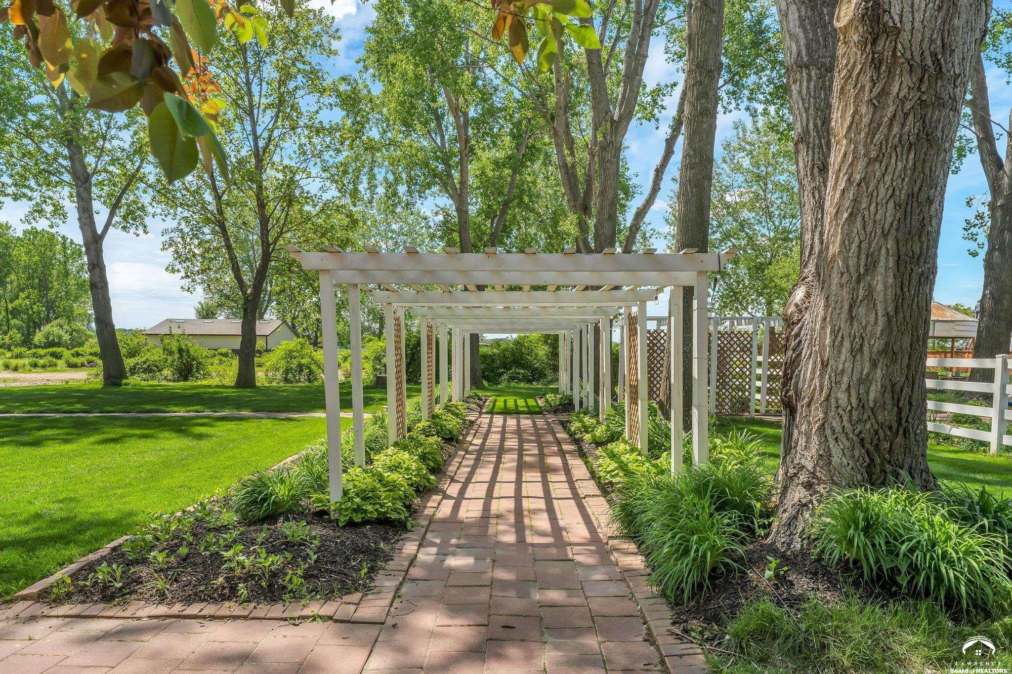 1431 North 1900th Road Lawrence, KS 66044 - Photo 68 of 95