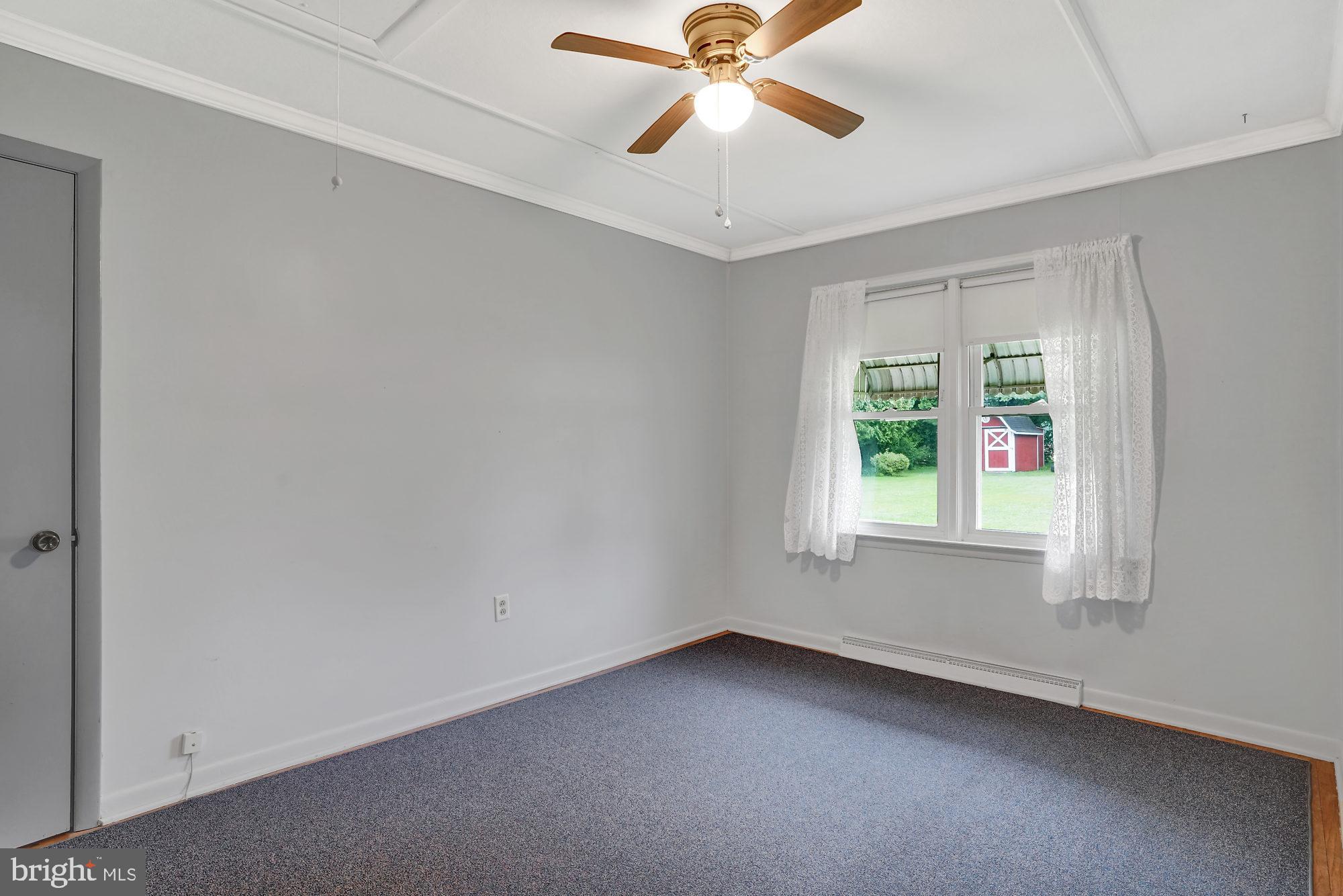 3570 Board Road York, PA 17406 - Photo 20 of 28 Gallery Image 20