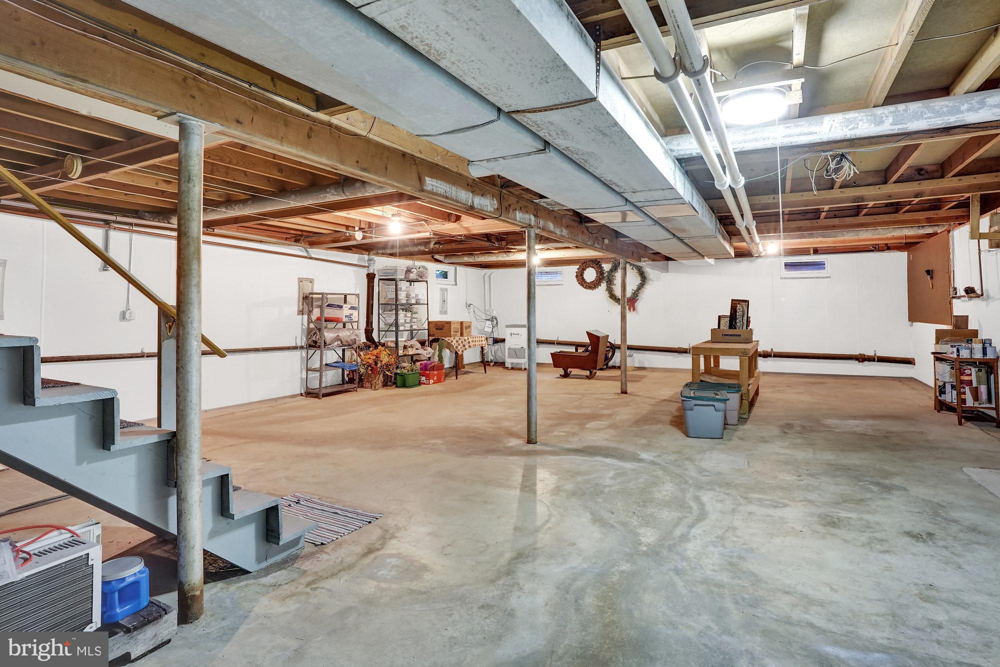 3570 Board Road York, PA 17406 - Photo 23 of 28 Gallery Image 23