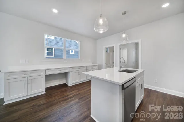 $3,000 | 2432 Arty Avenue, Charlotte, NC 28208