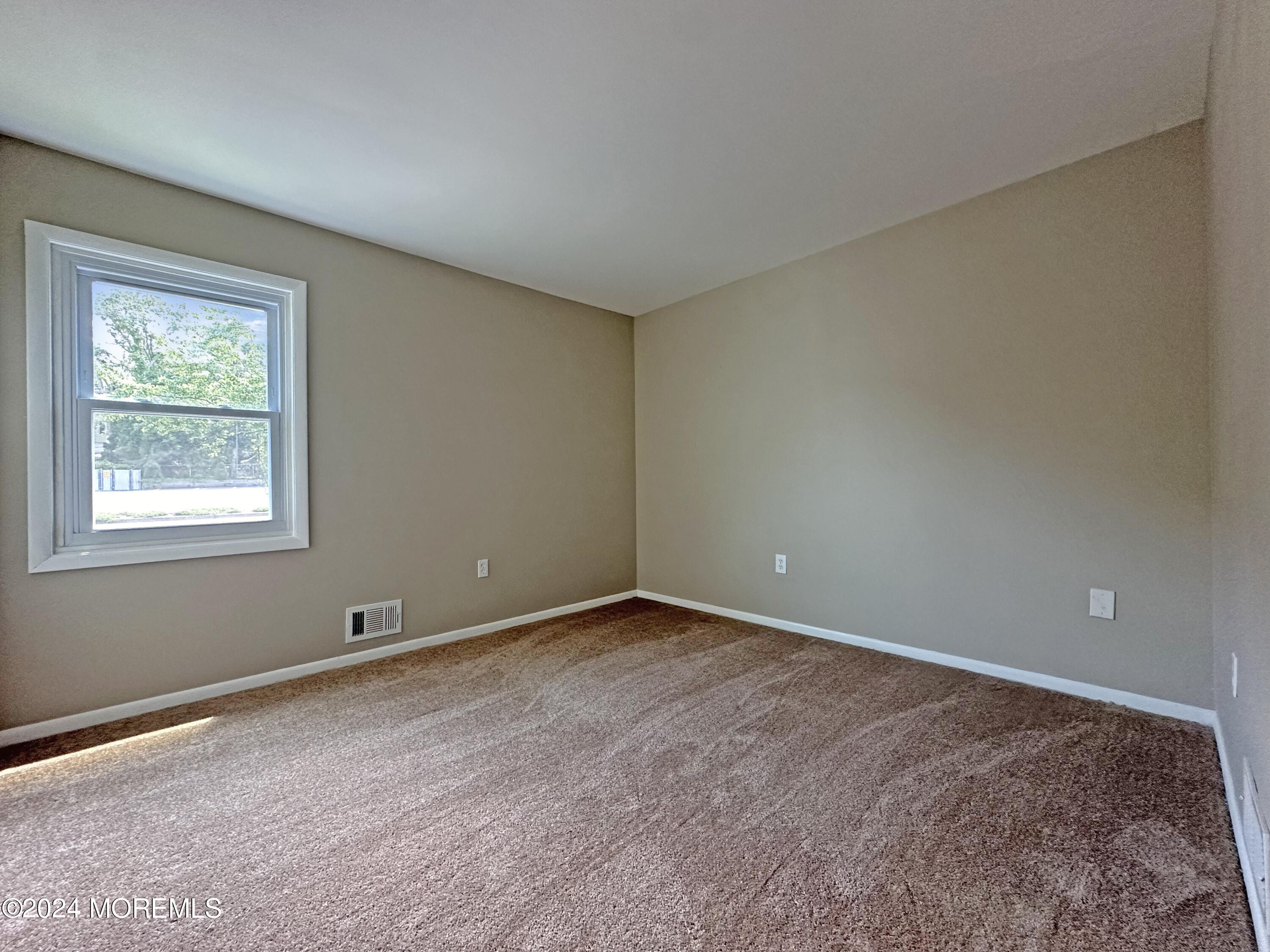 411 Durand Road Neptune Township, NJ 07753 - Photo 9 of 12 IMG_6892
