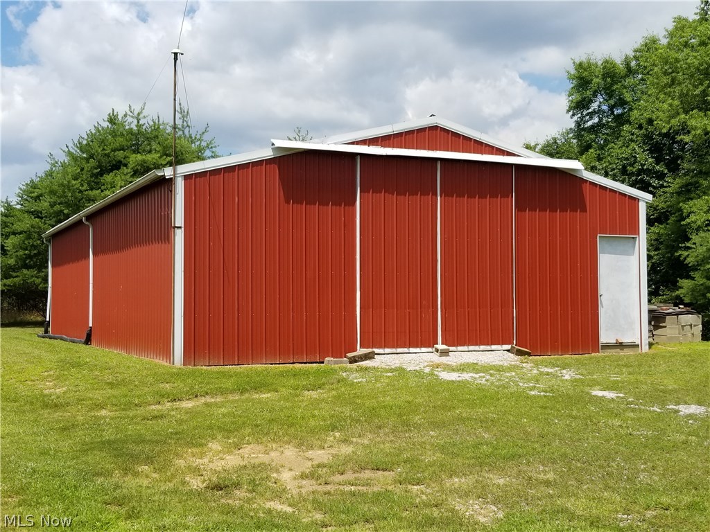 3216 Spider Ridge Road Parkersburg, WV 26104 - Photo 30 of 31 30x50 pole barn