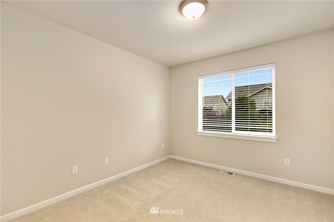 5616 Northeast 5th Court Renton, WA 98059 - Photo 15 of 24
