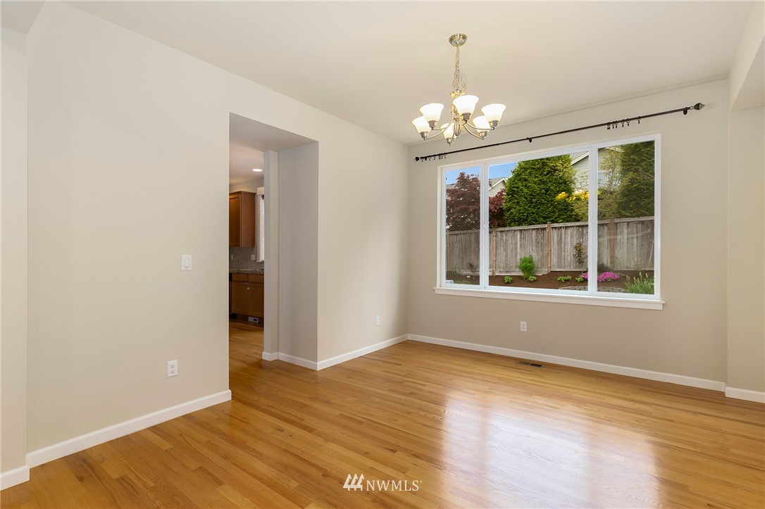 5616 Northeast 5th Court Renton, WA 98059 - Photo 4 of 24