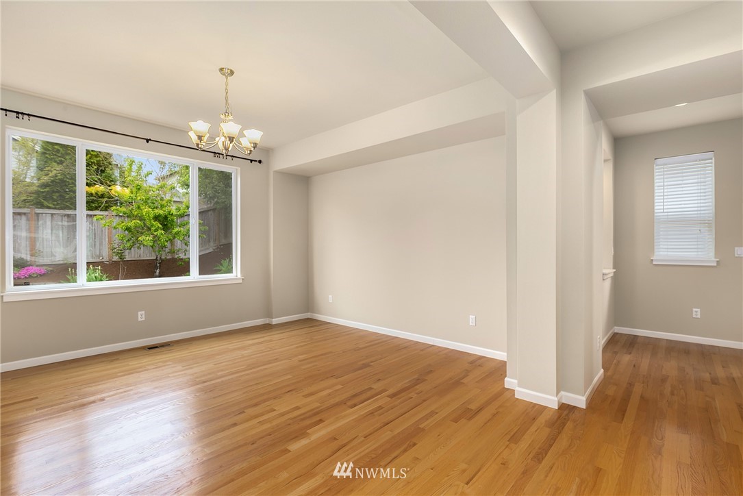 5616 Northeast 5th Court Renton, WA 98059 - Photo 5 of 24