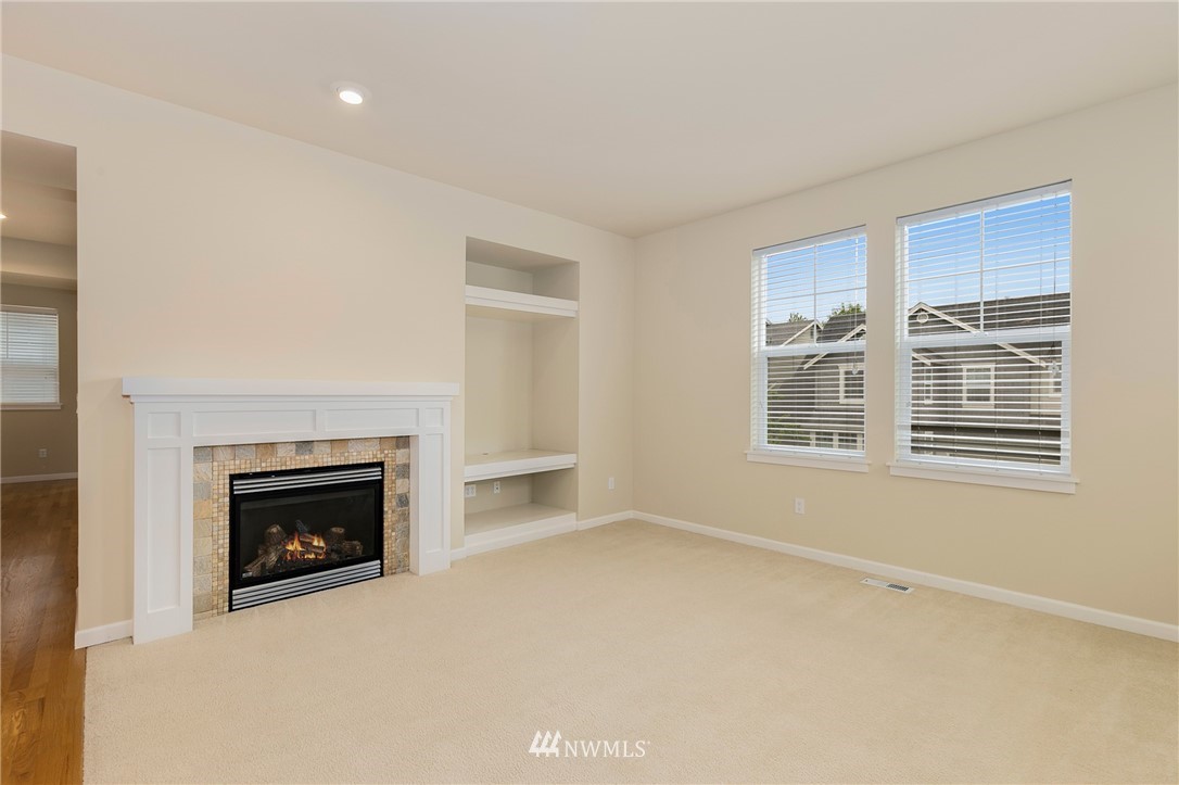 5616 Northeast 5th Court Renton, WA 98059 - Photo 9 of 24