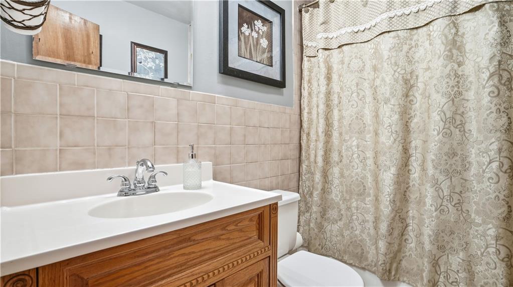 32 Herbst Road Coraopolis, PA 15108 - Photo 22 of 44 1 of 3 full baths, 1st floor full bath