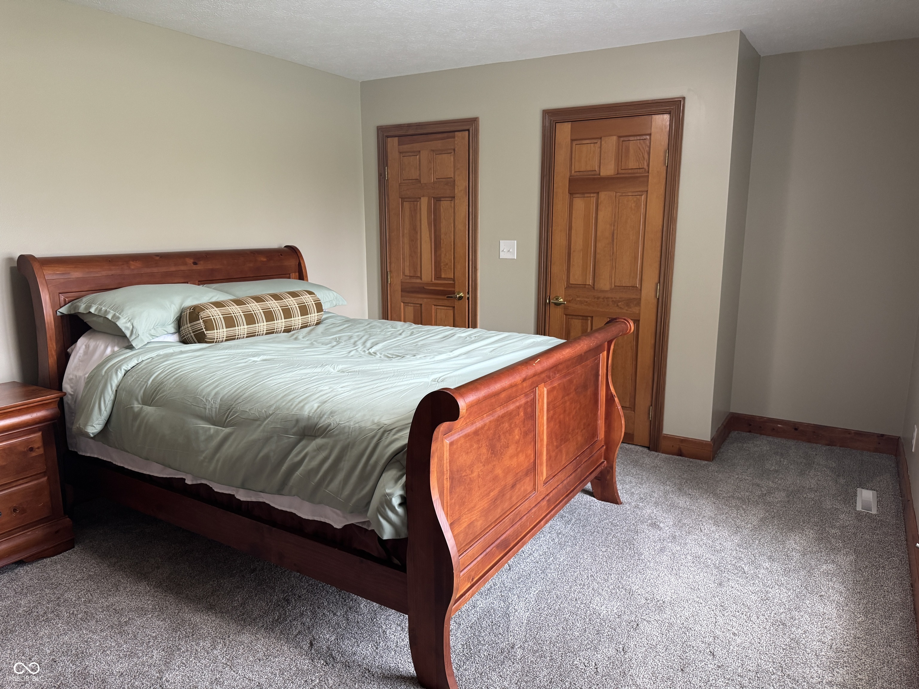 2550 16th Street Columbus, IN 47201 - Photo 6 of 6 Gallery Image 6