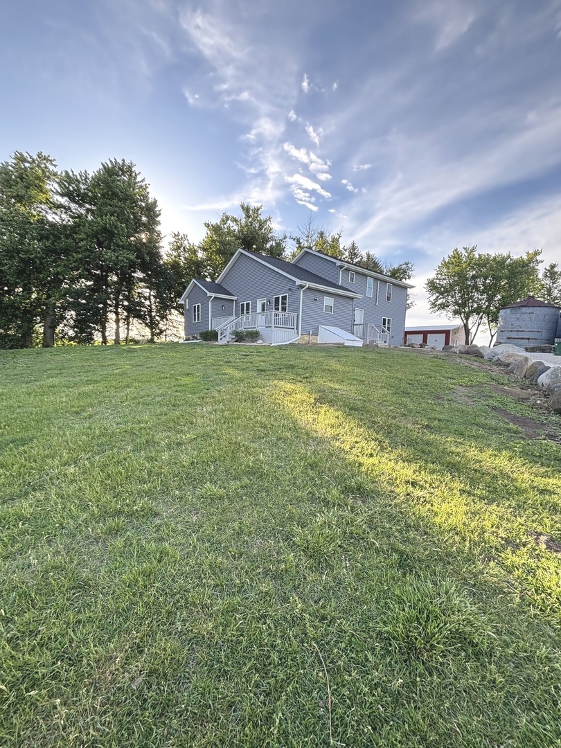 12903 Perry Road DeKalb, IL 60115 - Photo 2 of 29