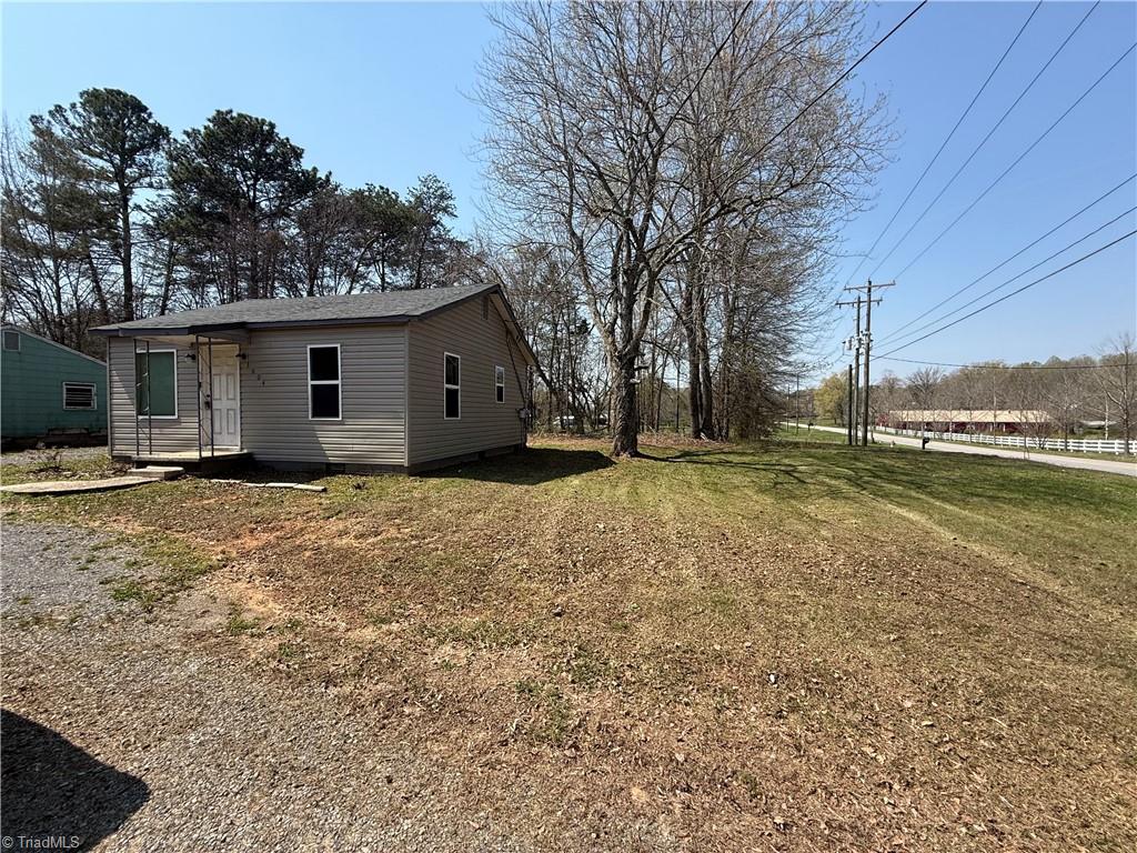 3004-3005 Rent Road Yadkinville, NC 27055 - Photo 10 of 21