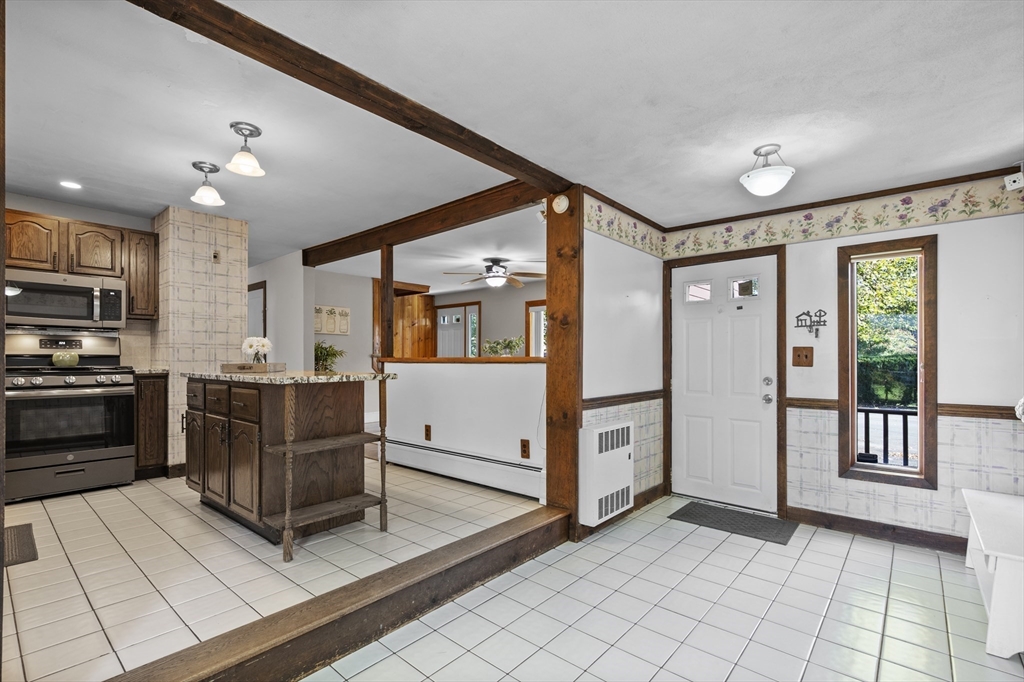 12 Catalina Road Lynn, MA 01905 - Photo 9 of 37 Gallery Image 9