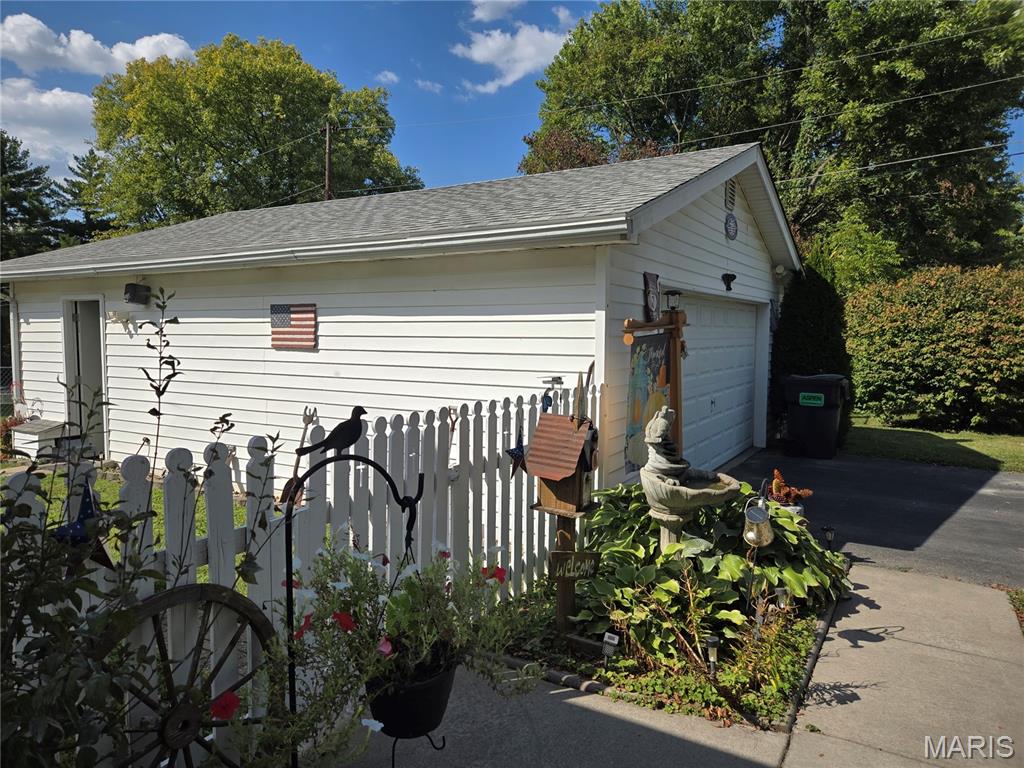 621 Eiler Road Belleville, IL 62223 - Photo 4 of 30 Gallery Image 4