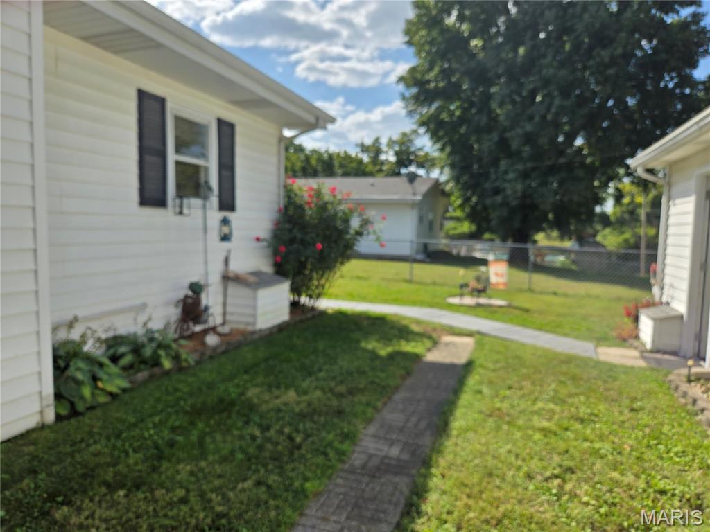 621 Eiler Road Belleville, IL 62223 - Photo 10 of 30 Gallery Image 10