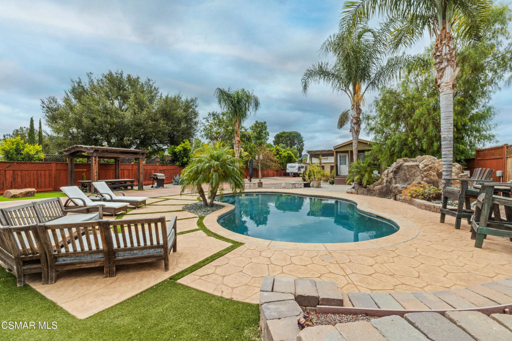 5060 Alta Street Simi Valley, CA 93063 - Photo 13 of 24