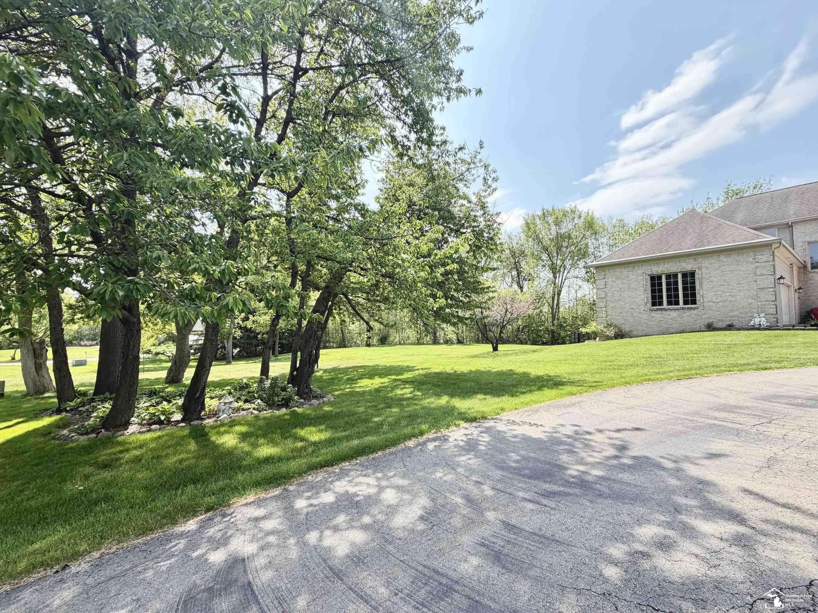 52881 Rico Court Wixom, MI 48393 - Photo 71 of 76