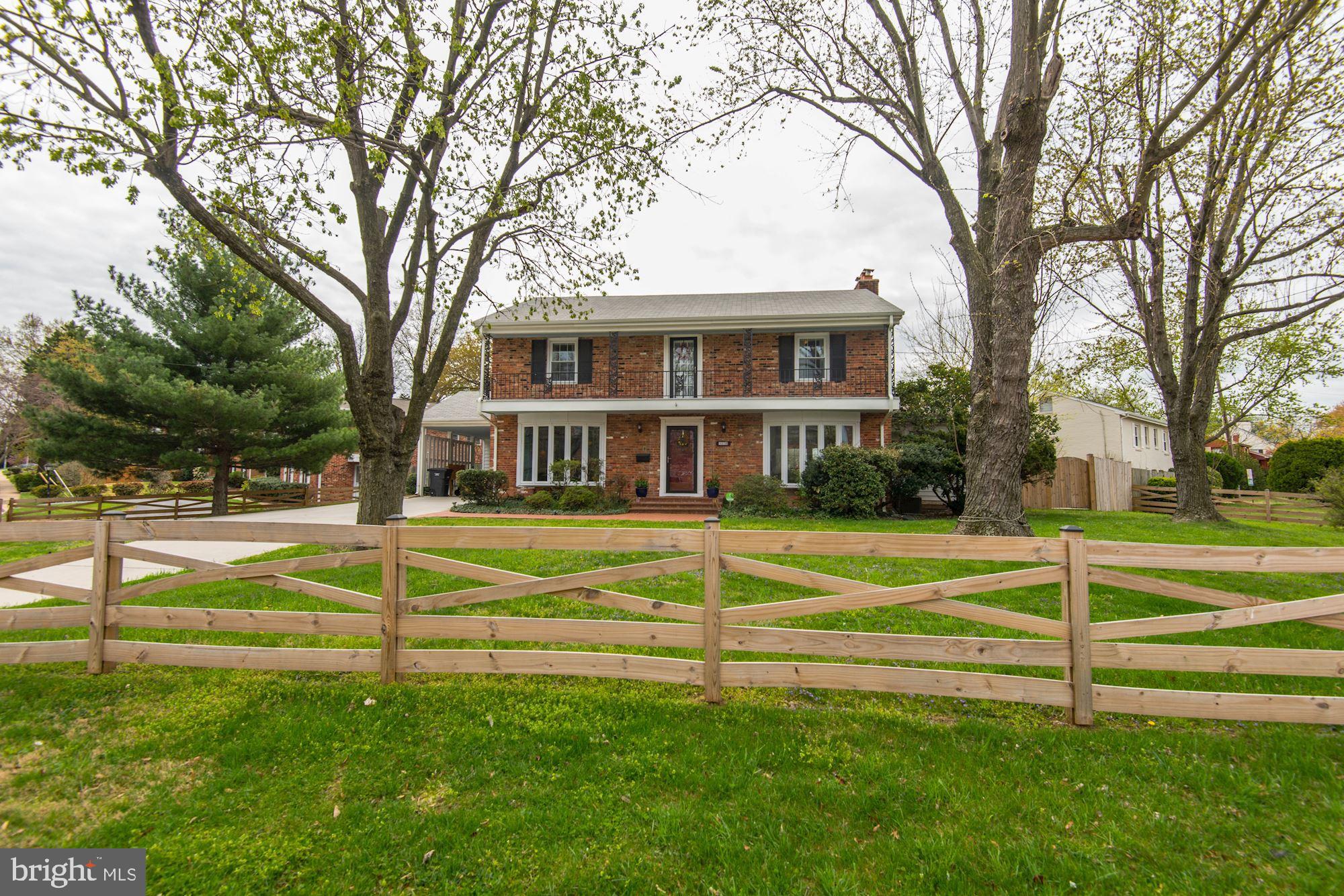 4560 Seminary Road, Alexandria, VA 22304 Compass