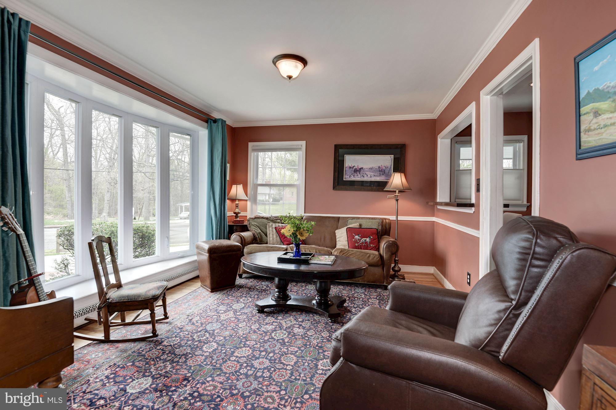 4560 Seminary Road Alexandria, VA 22304 - Photo 4 of 37