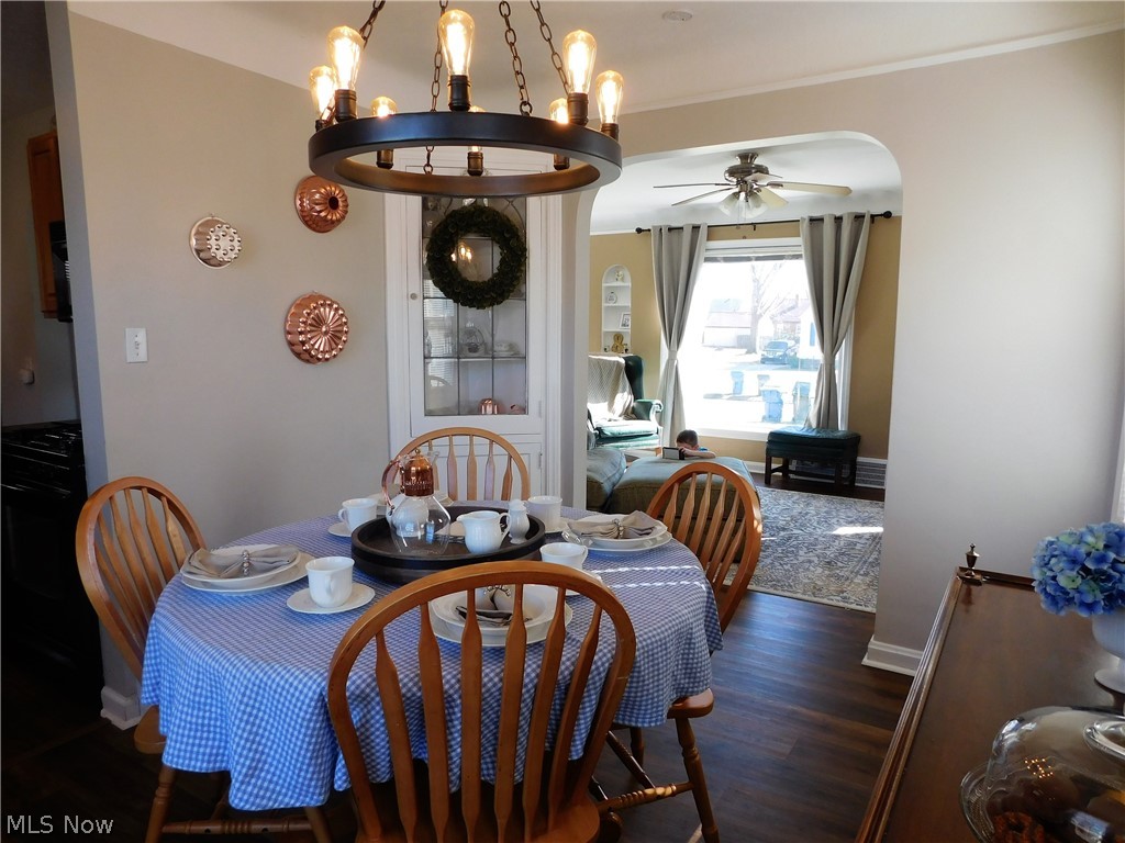 7702 Ackley Road Parma, OH 44129 - Photo 7 of 17 Gallery Image 7