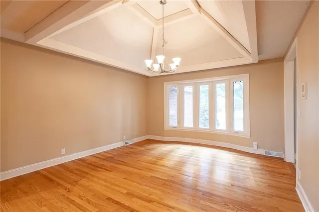 $625,000 | 10821 Milton Thompson Road, Lake Lotawana, MO 64086