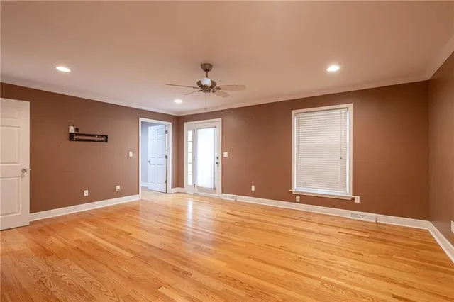 $625,000 | 10821 Milton Thompson Road, Lake Lotawana, MO 64086