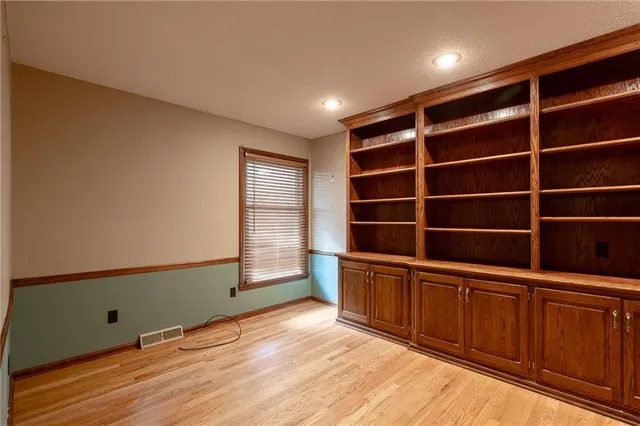 $625,000 | 10821 Milton Thompson Road, Lake Lotawana, MO 64086