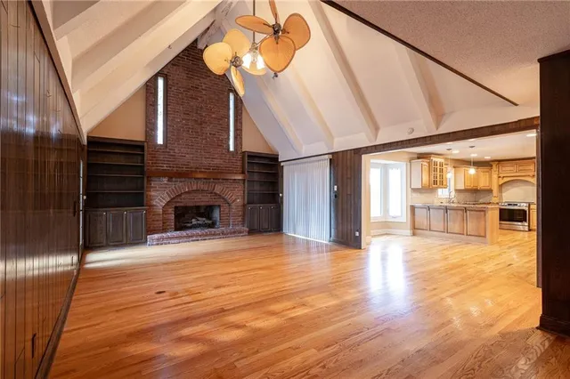 $625,000 | 10821 Milton Thompson Road, Lake Lotawana, MO 64086