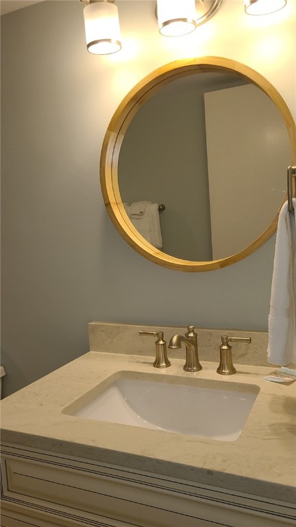 201 Neptune Road, Unit 157 St. Simons Island, GA 31522 - Photo 21 of 29 Guest bathroom