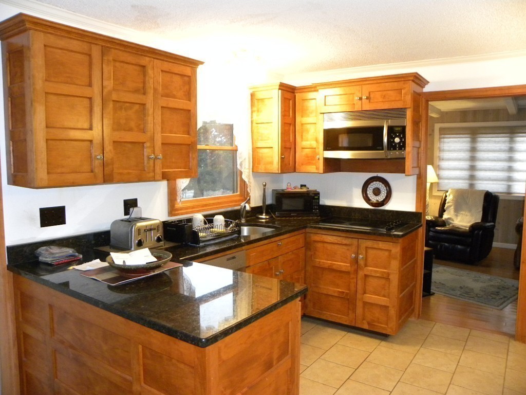 65 Prindle Hill Road Charlton, MA 01507 - Photo 4 of 30 Gallery Image 4